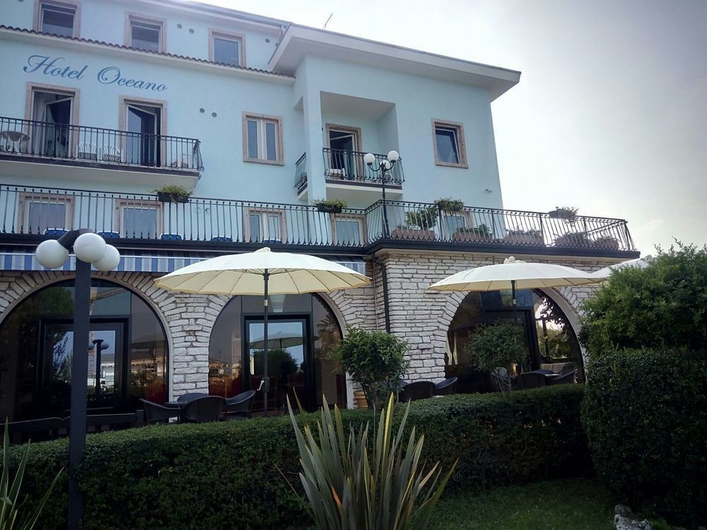 Hotel Oceano Peschiera del Garda Exteriör bild