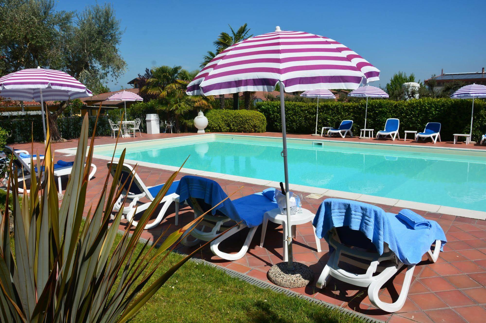 Hotel Oceano Peschiera del Garda Exteriör bild